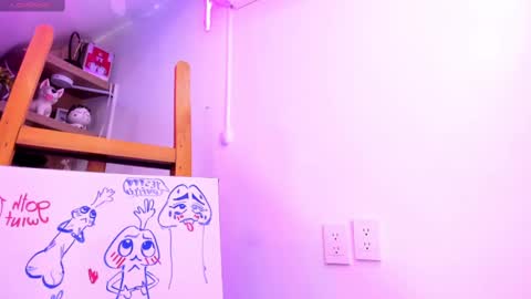 Snapshot of miaamane chatting on February 2025 04:09:02 PM Mia online show from February 2025 04:09:02 PM