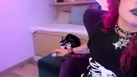 Snapshot of miaamane chatting on February 2025 12:47:01 PM Mia online show from February 2025 12:47:01 PM