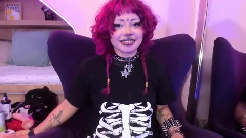 Snapshot of miaamane chatting on February 2025 03:52:01 PM Mia online show from February 2025 03:52:01 PM