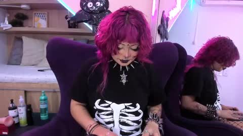 Snapshot of miaamane chatting on February 2025 01:03:01 PM Mia online show from February 2025 01:03:01 PM