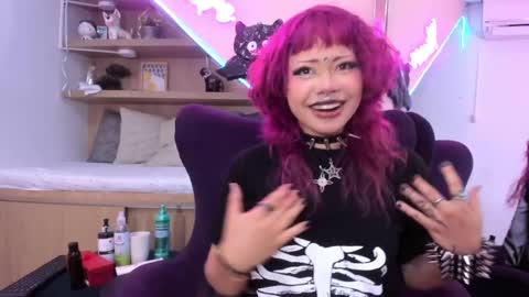 Snapshot of miaamane chatting on February 2025 04:10:02 PM Mia online show from February 2025 04:10:02 PM