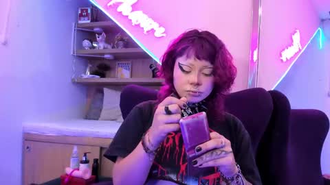 Snapshot of miaamane chatting on March 2025 12:48:01 PM Mia online show from March 2025 12:48:01 PM