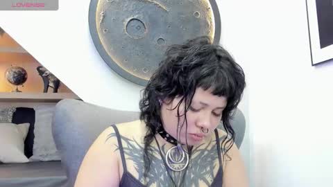 Mia online show from March 2026 12:55:02 PM