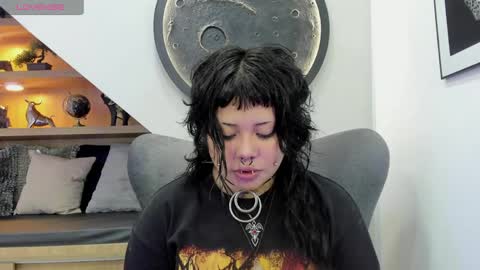 Mia online show from March 2026 01:00:01 PM