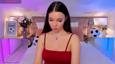 Mia online show from June 2026 07:16:01 PM