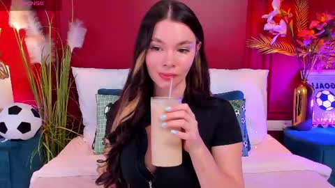 Mia online show from June 2026 05:10:02 AM