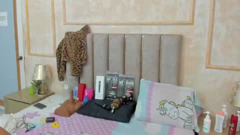 Miaasummer online show from June 2026 12:08:01 PM
