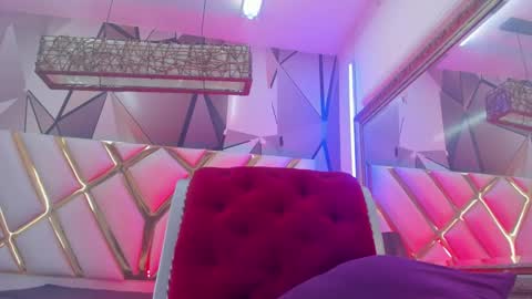   online show from March 2025 02:34:01 PM