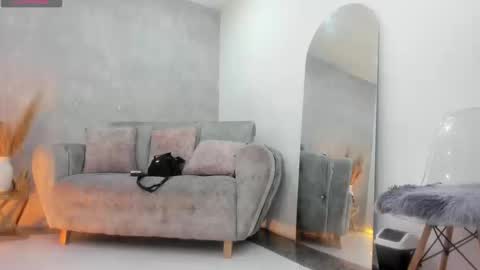 miacooper online show from September 2025 09:04:02 PM