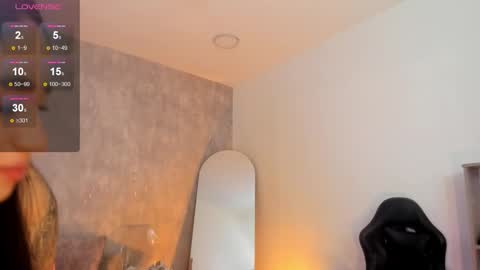 miacooper online show from October 2025 12:05:02 PM