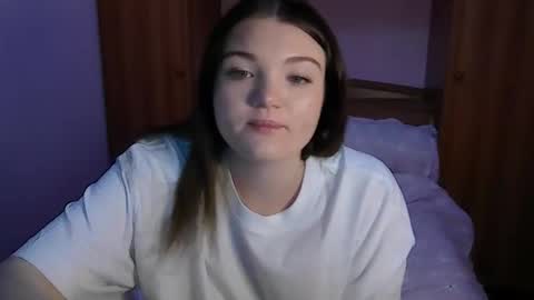 Snapshot of miacreami chatting on May 2026 08:05:02 PM Mia online show from May 2026 08:05:02 PM