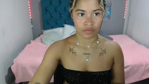 Snapshot of miacumgirl chatting on June 2026 02:33:01 PM miacumgirl online show from June 2026 02:33:01 PM