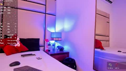 Mia Delgado online show from December 2025 09:20:01 PM