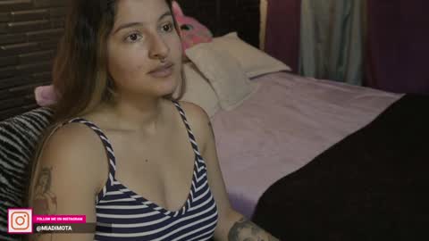 Snapshot of miadimota chatting on January 2025 03:37:01 AM Mia online show from January 2025 03:37:01 AM