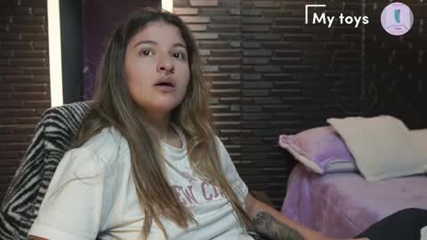Snapshot of miadimota chatting on February 2025 02:50:01 AM Mia online show from February 2025 02:50:01 AM