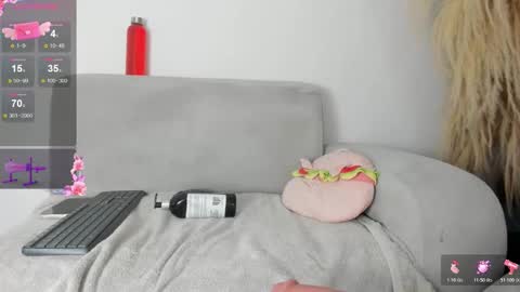 Miafisher online show from December 2025 12:50:02 AM