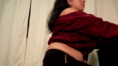 Snapshot of miafix chatting on April 2026 02:07:02 AM Mia Carter Schedule 800 - 1430 gtm-5 online show from April 2026 02:07:02 AM