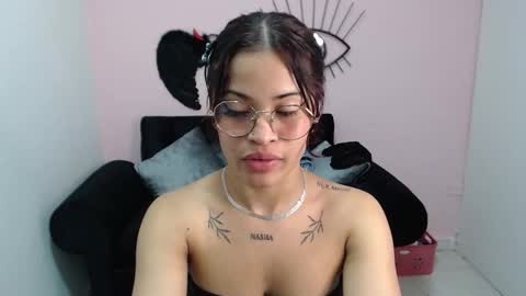 Snapshot of miafuckpussyhard chatting on October 2025 12:40:02 AM miafuckpussyhard online show from October 2025 12:40:02 AM