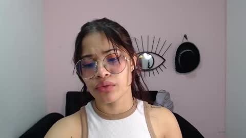 Snapshot of miafuckpussyhard chatting on October 2025 12:28:01 PM miafuckpussyhard online show from October 2025 12:28:01 PM