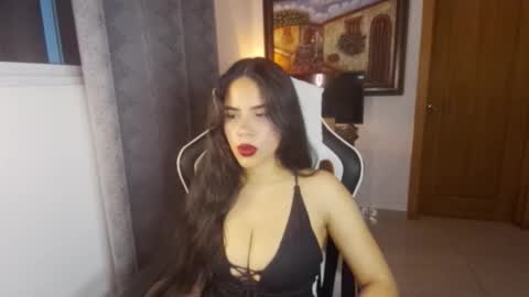 Snapshot of miafunny5 chatting on November 2025 06:05:01 AM miafunny5 online show from November 2025 06:05:01 AM