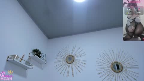 Miah Collins online show from June 2026 07:07:01 PM
