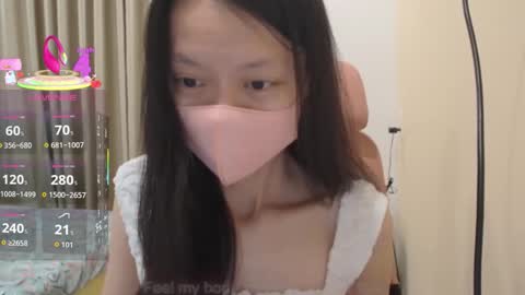 miahchan68 online show from November 2025 07:24:01 PM