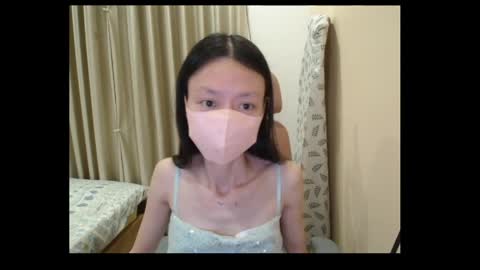 miahchan68 online show from May 2026 11:17:02 AM
