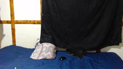 Mia  Sam online show from October 2025 12:49:02 AM