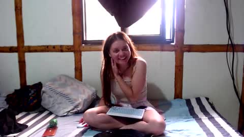 Mia  Sam online show from October 2025 04:40:02 PM