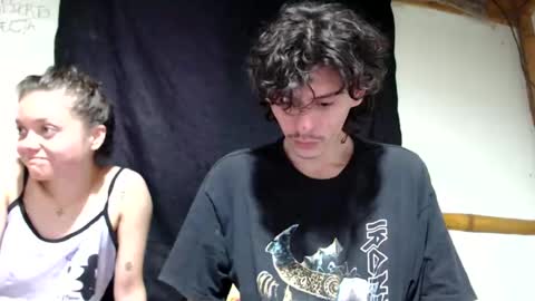 Mia  Sam online show from May 2026 05:18:02 PM