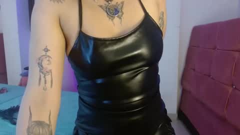 MIA VELEZ online show from January 2025 05:59:01 AM