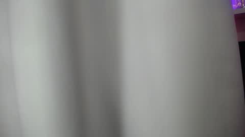 Snapshot of miahlove3x chatting on September 2025 11:59:01 AM MiahLove31 online show from September 2025 11:59:01 AM