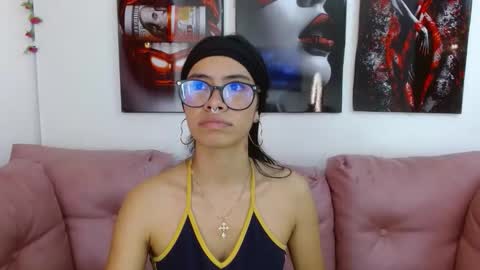 miahotcs online show from May 2026 05:06:02 PM
