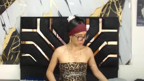 miahotcs online show from May 2026 04:34:01 PM