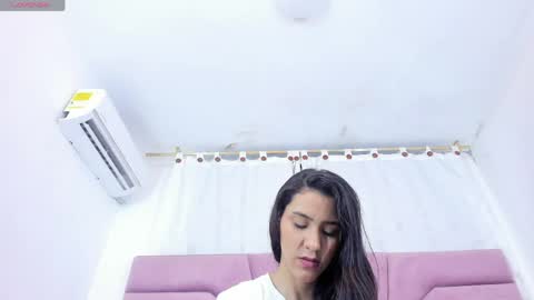 miajhonsonx online show from May 2026 01:49:02 PM