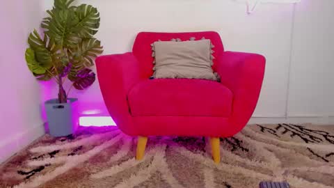 Mia Khalifa online show from February 2026 03:44:02 AM