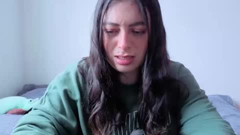 Snapshot of miakimky chatting on October 2025 05:02:02 PM miakimky online show from October 2025 05:02:02 PM