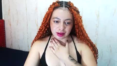 miakimky online show from December 2025 04:56:01 PM