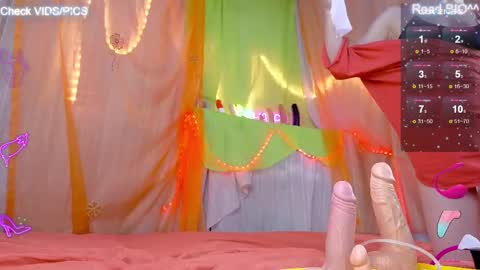 Snapshot of miakitana chatting on March 2025 04:37:02 AM Mia online show from March 2025 04:37:02 AM