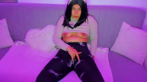 Mia Kittyy online show from May 2026 08:27:02 PM