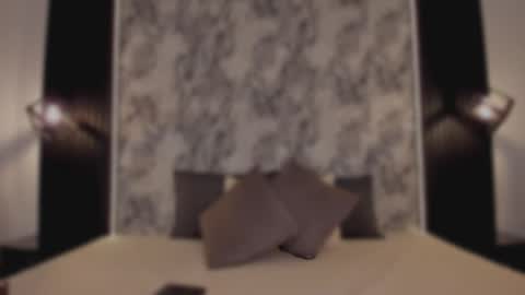 Mia Larouse online show from February 2026 07:54:01 PM