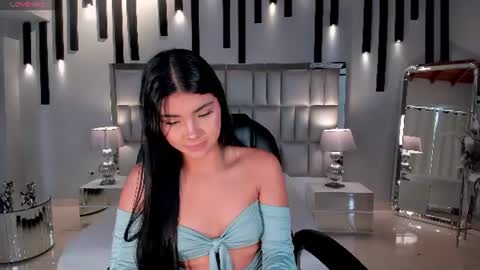 Call me Mia  online show from June 2026 07:02:01 PM