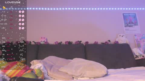 Mia online show from January 2025 03:53:02 PM