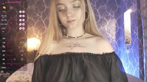 Mia online show from January 2026 02:00:01 PM