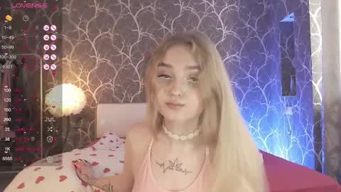 Mia online show from June 2026 11:31:01 AM