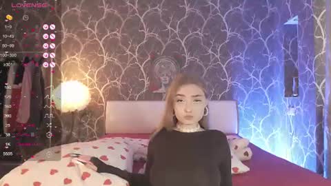 Mia online show from June 2026 01:36:01 PM