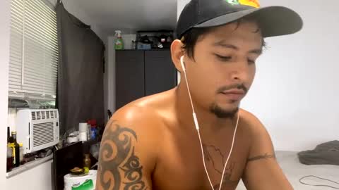 miamiclos1 online show from September 2025 09:39:02 PM