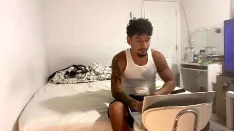 Snapshot of miamiclos1 chatting on March 2026 03:02:01 AM miamiclos1 online show from March 2026 03:02:01 AM