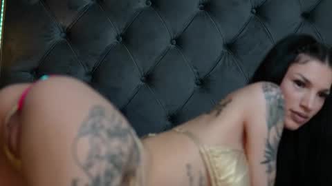 Snapshot of miamicoffee chatting on September 2025 06:31:01 PM Miami online show from September 2025 06:31:01 PM