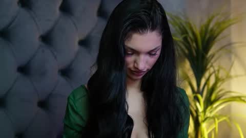 Snapshot of miamicoffee chatting on September 2025 01:22:02 AM Miami online show from September 2025 01:22:02 AM